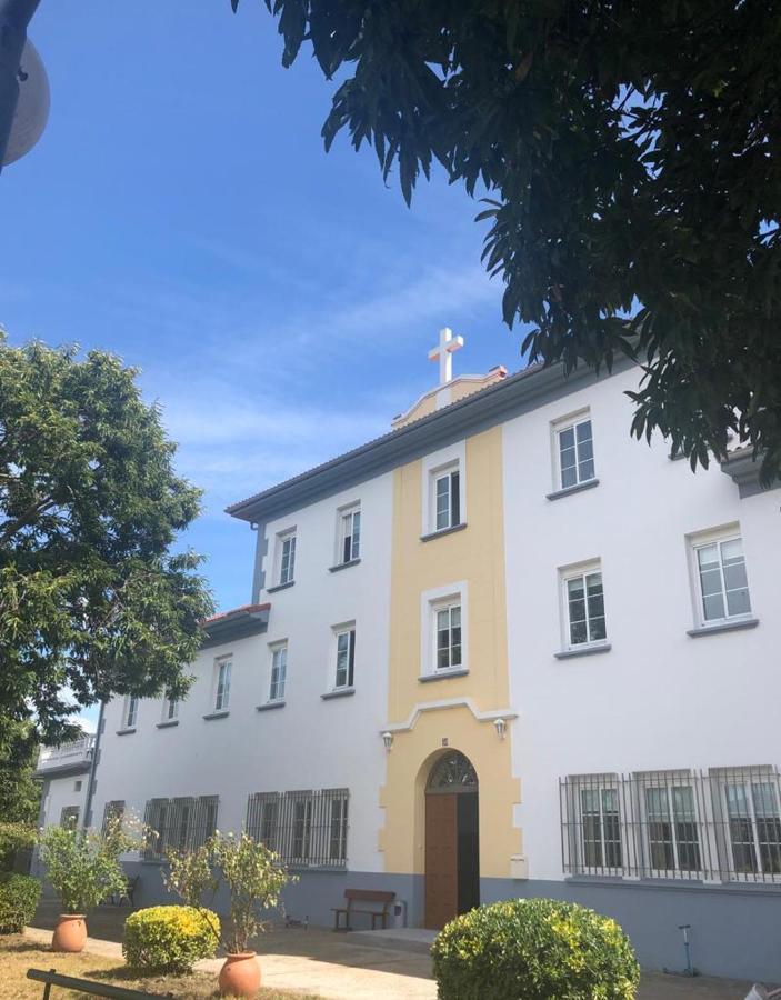 Hostal San Cristobal - Pontedeume エクステリア 写真