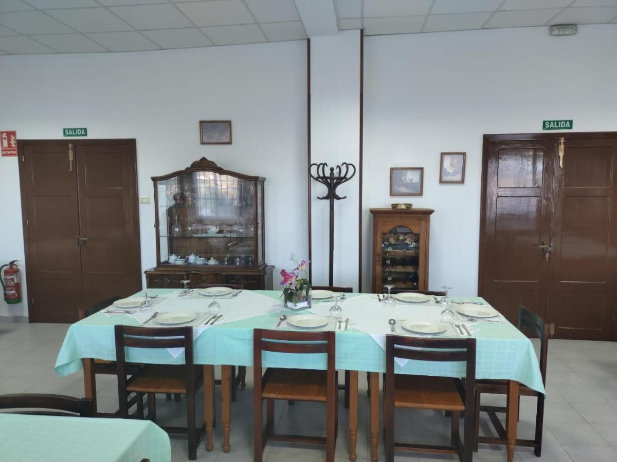 Hostal San Cristobal - Pontedeume エクステリア 写真