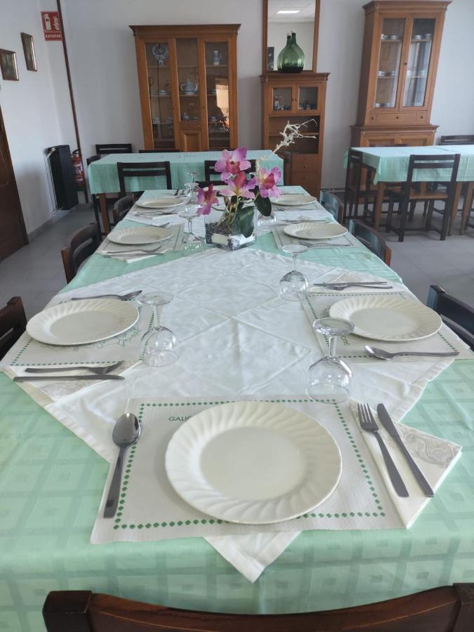 Hostal San Cristobal - Pontedeume エクステリア 写真