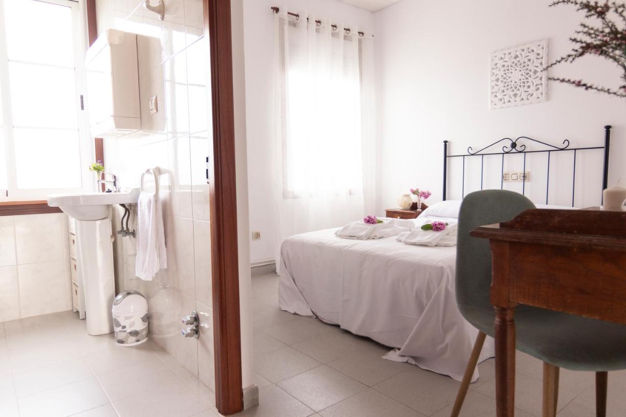 Hostal San Cristobal - Pontedeume エクステリア 写真